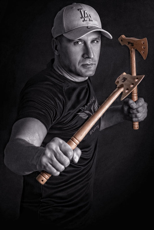 Trainings- TOMAHAWK aus Edelholz Esche